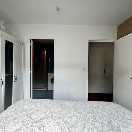 Charming 2 Near Hypercenter Apartament *